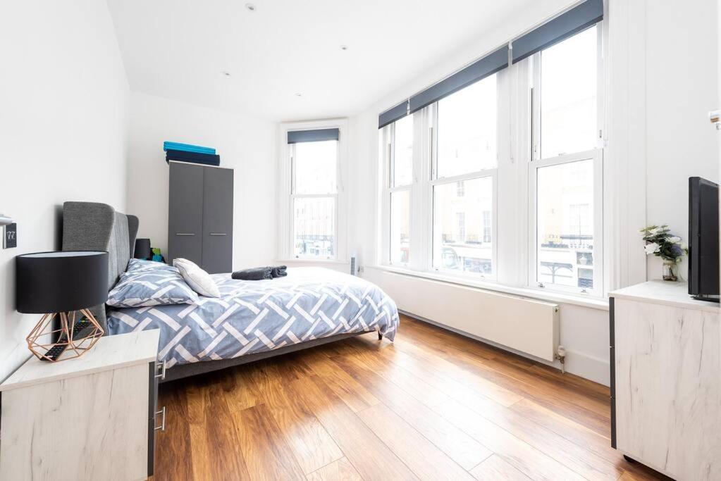 Beautiful Apartment By Hyde Park Ss2 London Bagian luar foto