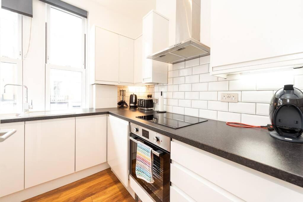 Beautiful Apartment By Hyde Park Ss2 London Bagian luar foto