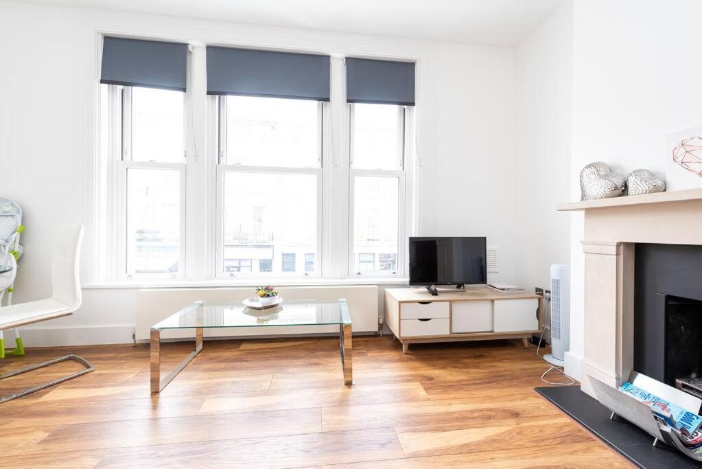 Beautiful Apartment By Hyde Park Ss2 London Bagian luar foto