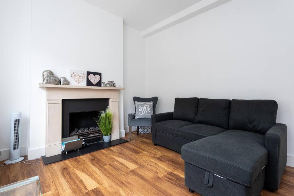 Beautiful Apartment By Hyde Park Ss2 London Bagian luar foto