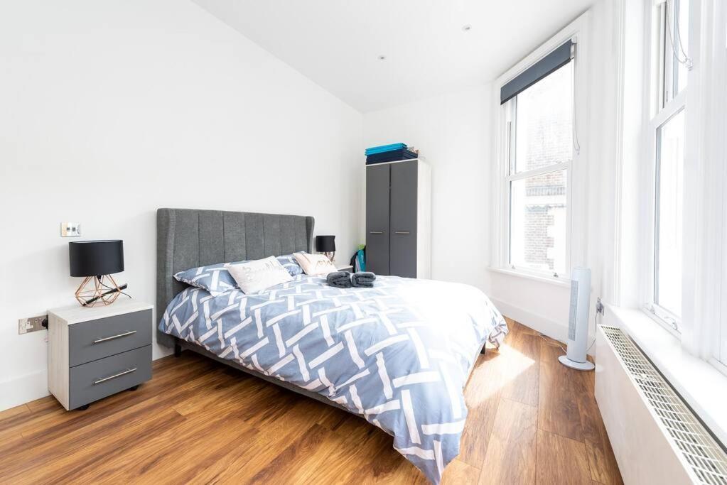 Beautiful Apartment By Hyde Park Ss2 London Bagian luar foto